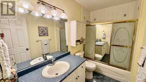253 BERRIGAN DRIVE | Ottawa Ontario | Slide Image Forty-seven