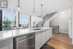98 - 264 PEMBINA PRIVATE | Ottawa Ontario | Slide Image Eight