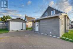 81 BANK STREET S | Renfrew Ontario | Slide Image One