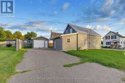 81 BANK STREET S | Renfrew Ontario | Slide Image Two