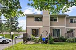 158F VALLEY STREAM DRIVE | Ottawa Ontario | Slide Image Nineteen