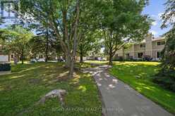 158F VALLEY STREAM DRIVE | Ottawa Ontario | Slide Image Twenty-three