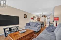 7 CALAVERAS AVENUE | Ottawa Ontario | Slide Image Fourteen