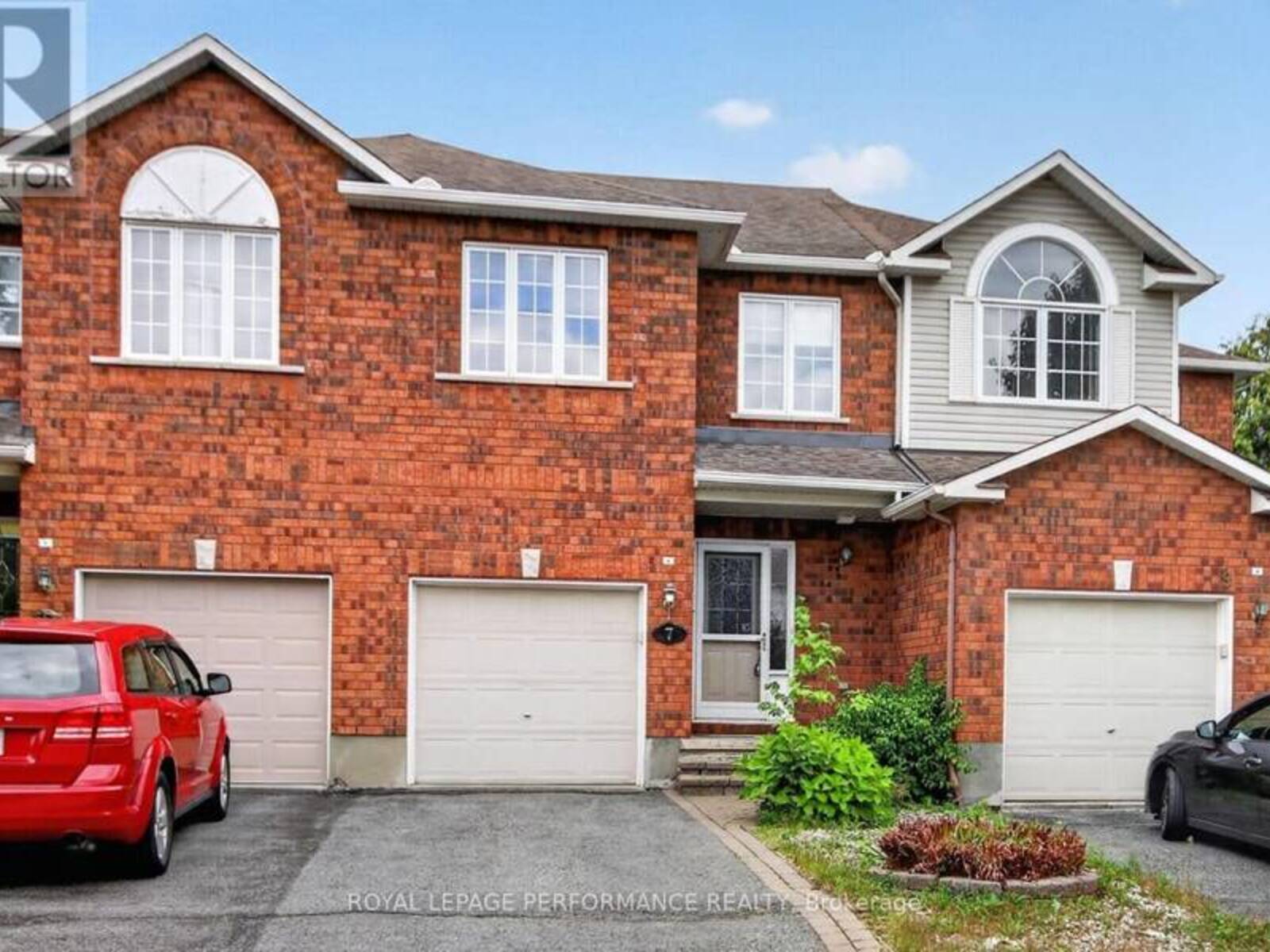 7 CALAVERAS AVENUE, Ottawa, Ontario K2J 4Z8