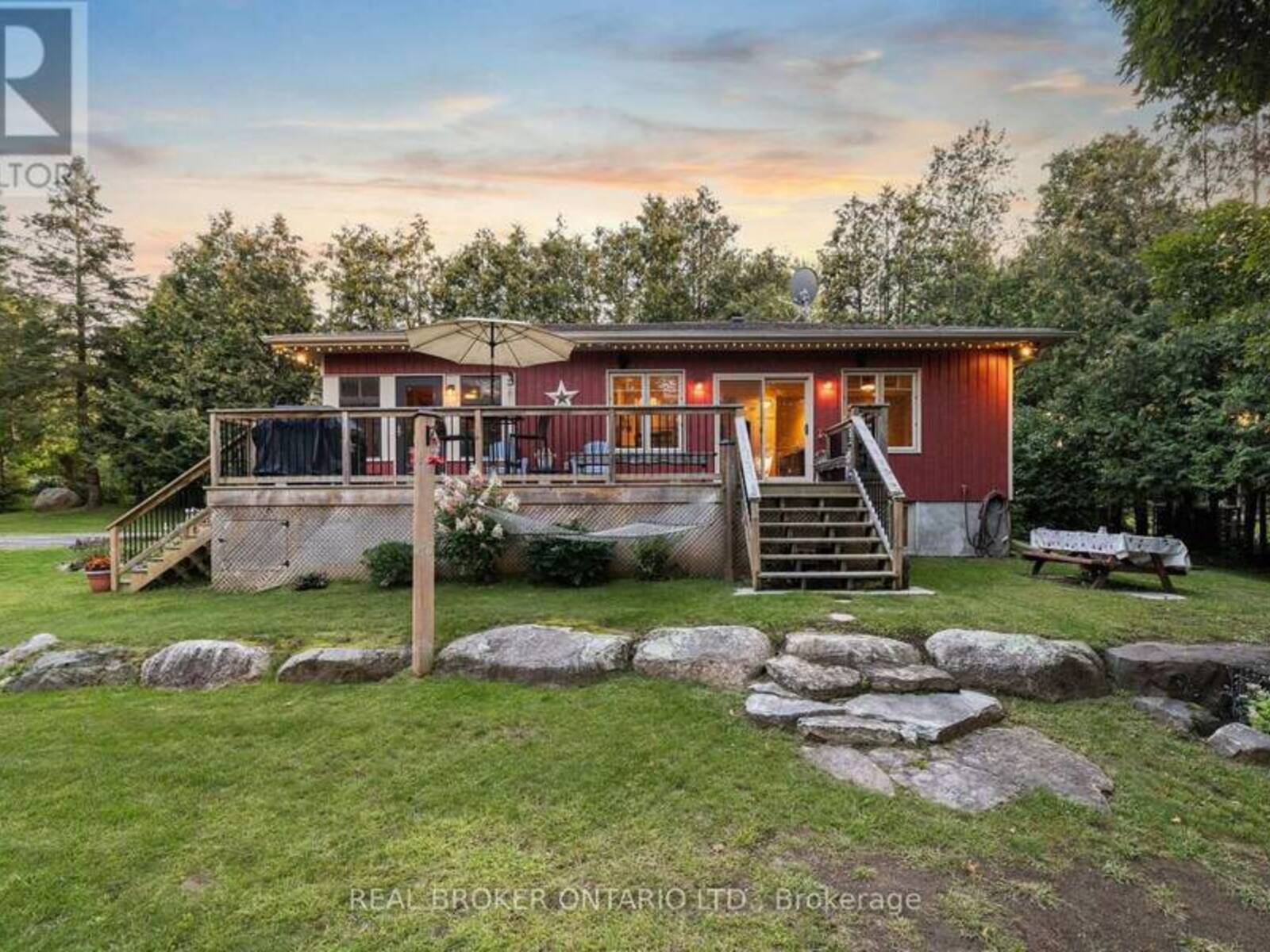 592 CALDWELL LANE, Lanark Highlands, Ontario K0A 1P0