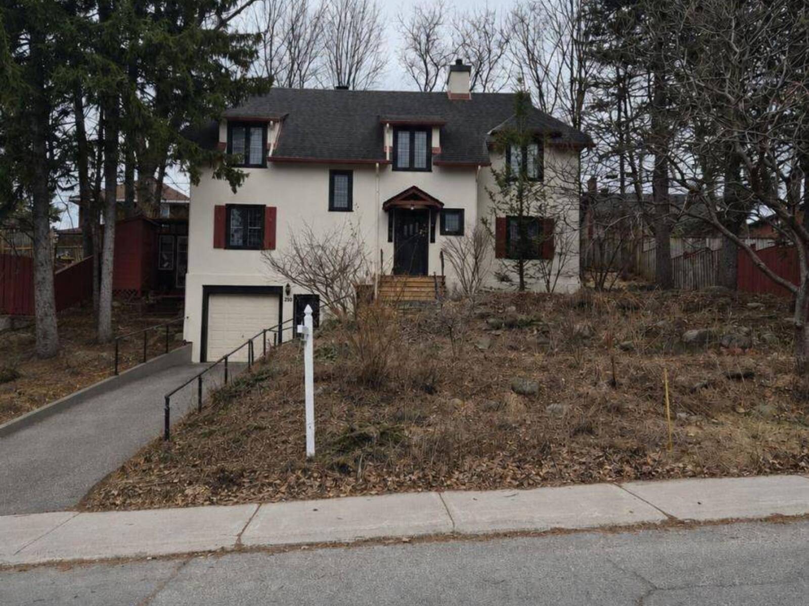 290 A HOLMWOOD AVENUE, Ottawa, Ontario K1S 2R3