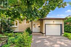 5 LANSFIELD WAY | Ottawa Ontario | Slide Image One