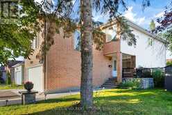 6529 TOONEY DRIVE | Ottawa Ontario | Slide Image Four