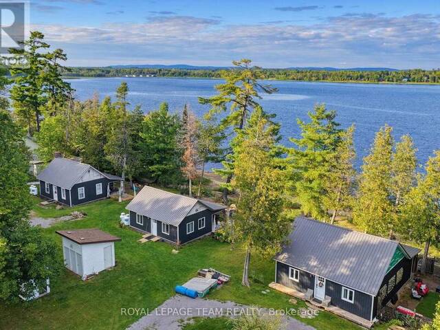 754 FOREST PARK ROAD Pembroke Ontario, K8A 6W2 - 7 Bedrooms Waterfront Home For sale