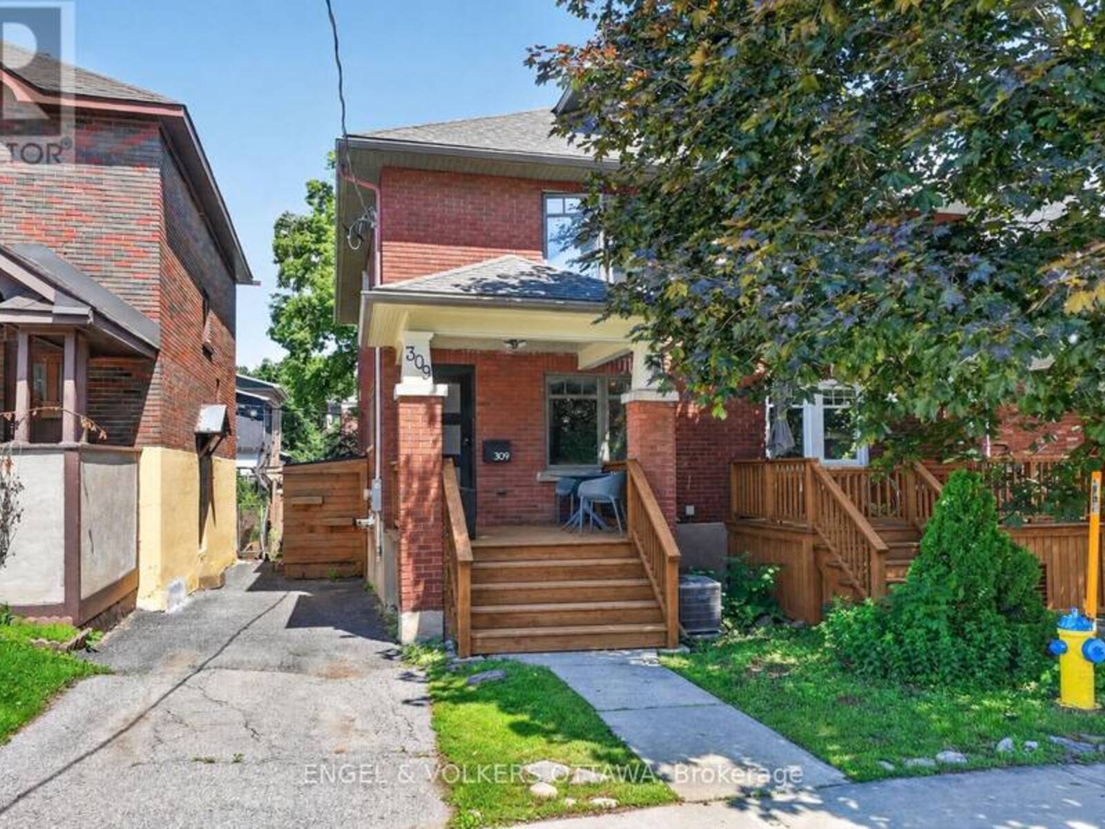 309 FLORA STREET, Ottawa, Ontario K1R 5S1
