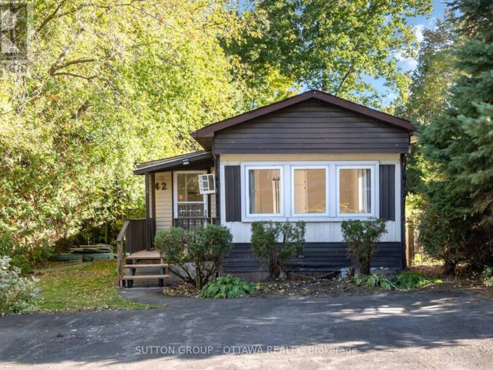 42 - 7481 MITCH OWENS ROAD, Ottawa, Ontario K1G 3N4