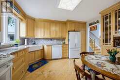 22 WOODHILL CRESCENT | Ottawa Ontario | Slide Image Nine