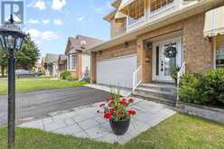 2093 AUBURN RIDGE DRIVE | Ottawa Ontario | Slide Image Three