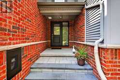 316 ALDWORTH PRIVATE | Ottawa Ontario | Slide Image Two