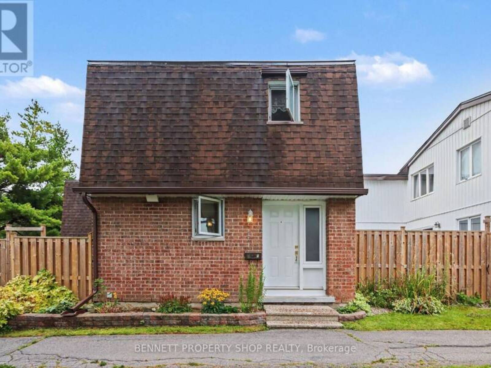 1 - 837 EASTVALE DRIVE, Ottawa, Ontario K1J 7T5