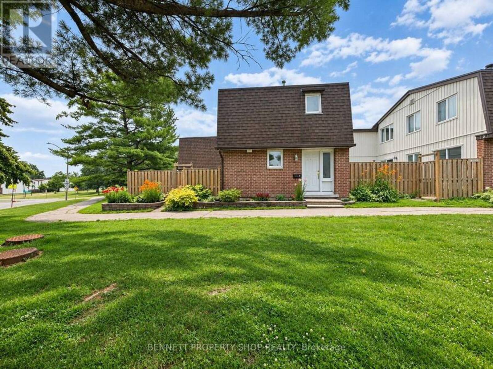 1 - 837 EASTVALE DRIVE, Ottawa, Ontario K1J 7T5