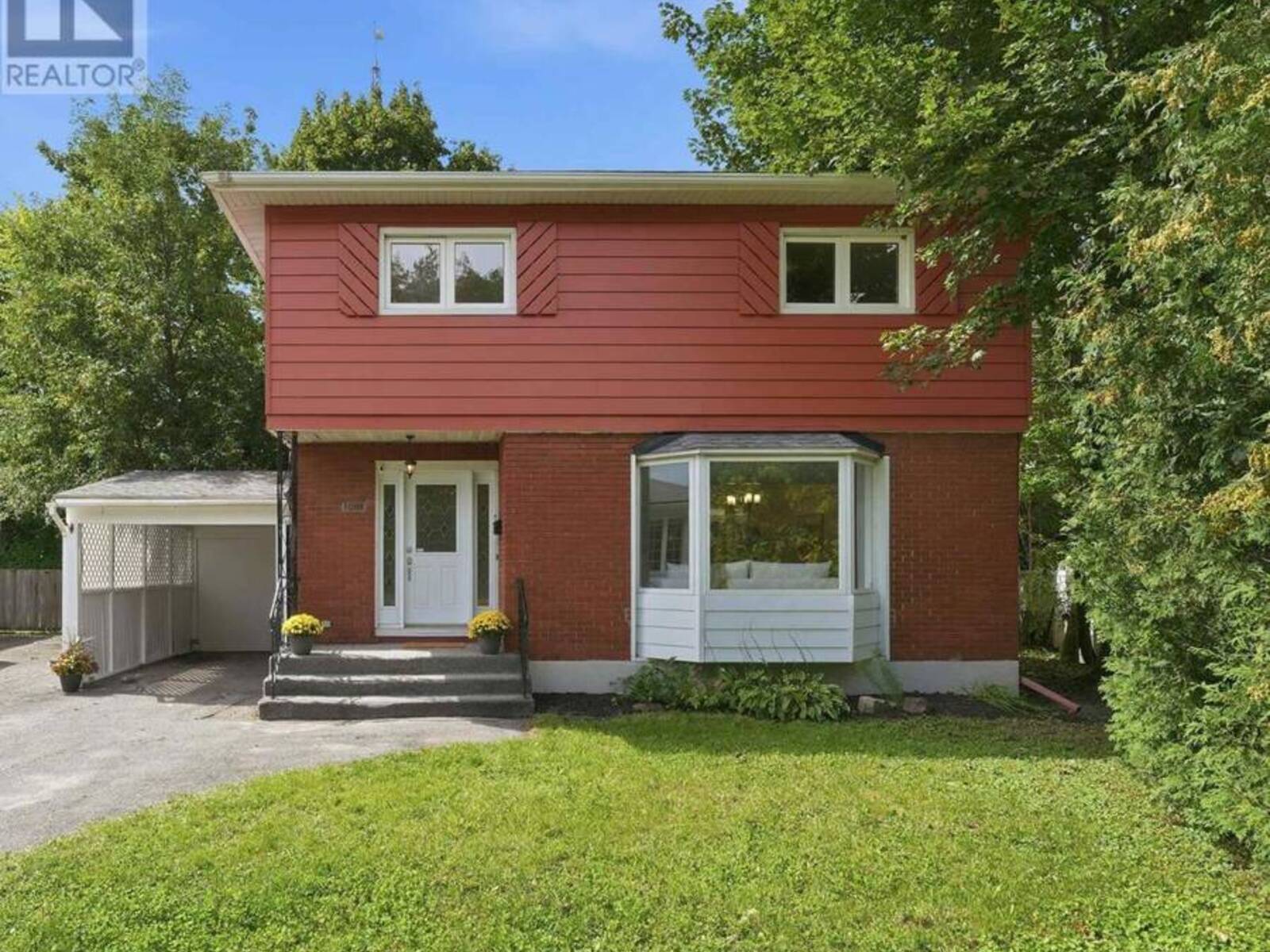 1088 CHECKERS ROAD, Ottawa, Ontario K2C 2S4
