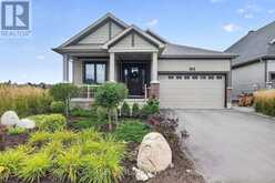 725 COAST CIRCLE | Ottawa Ontario | Slide Image One