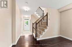 387 SWEET GRASS CIRCLE | Ottawa Ontario | Slide Image Two