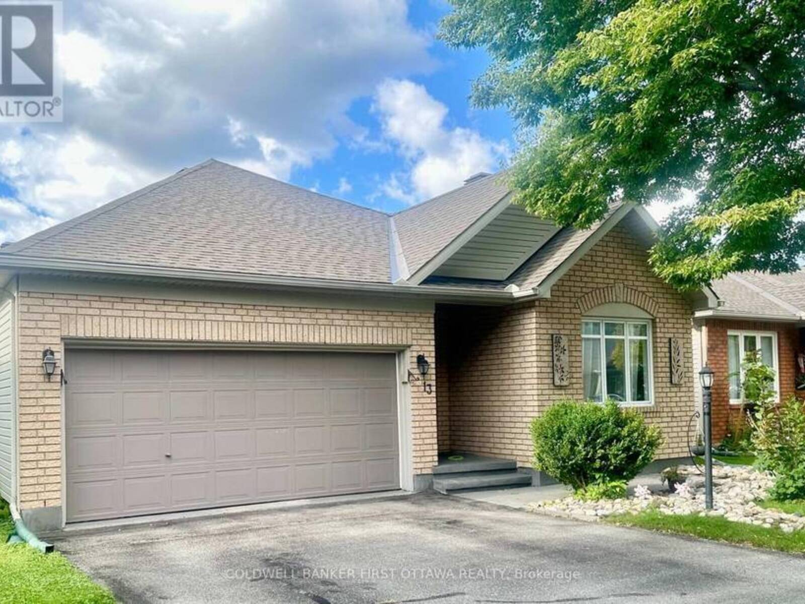 13 FIELDCREST AVENUE, Ottawa, Ontario K2J 4W7