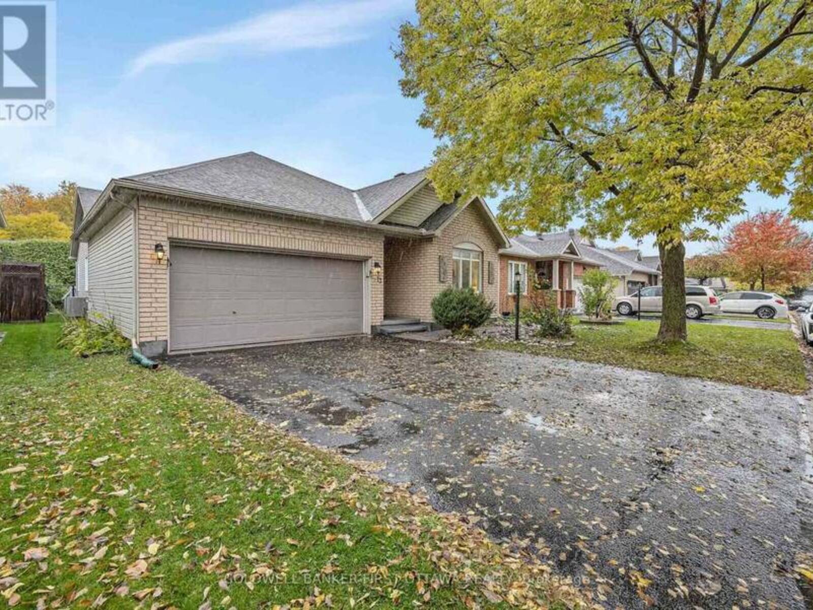 13 FIELDCREST AVENUE, Ottawa, Ontario K2J 4W7