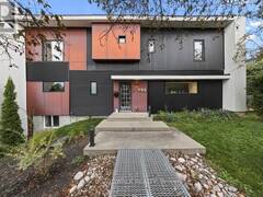152 DUFORD STREET Ottawa Ontario, K2L 6Z7