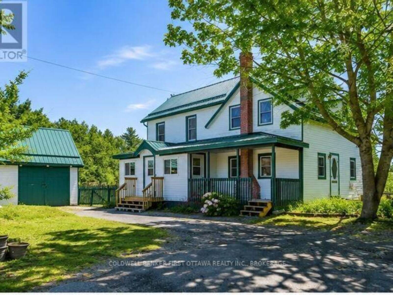718 JONES FALLS ROAD, Rideau Lakes, Ontario K0G 1E0