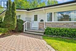 45 LARKSPUR DRIVE | Ottawa Ontario | Slide Image Three