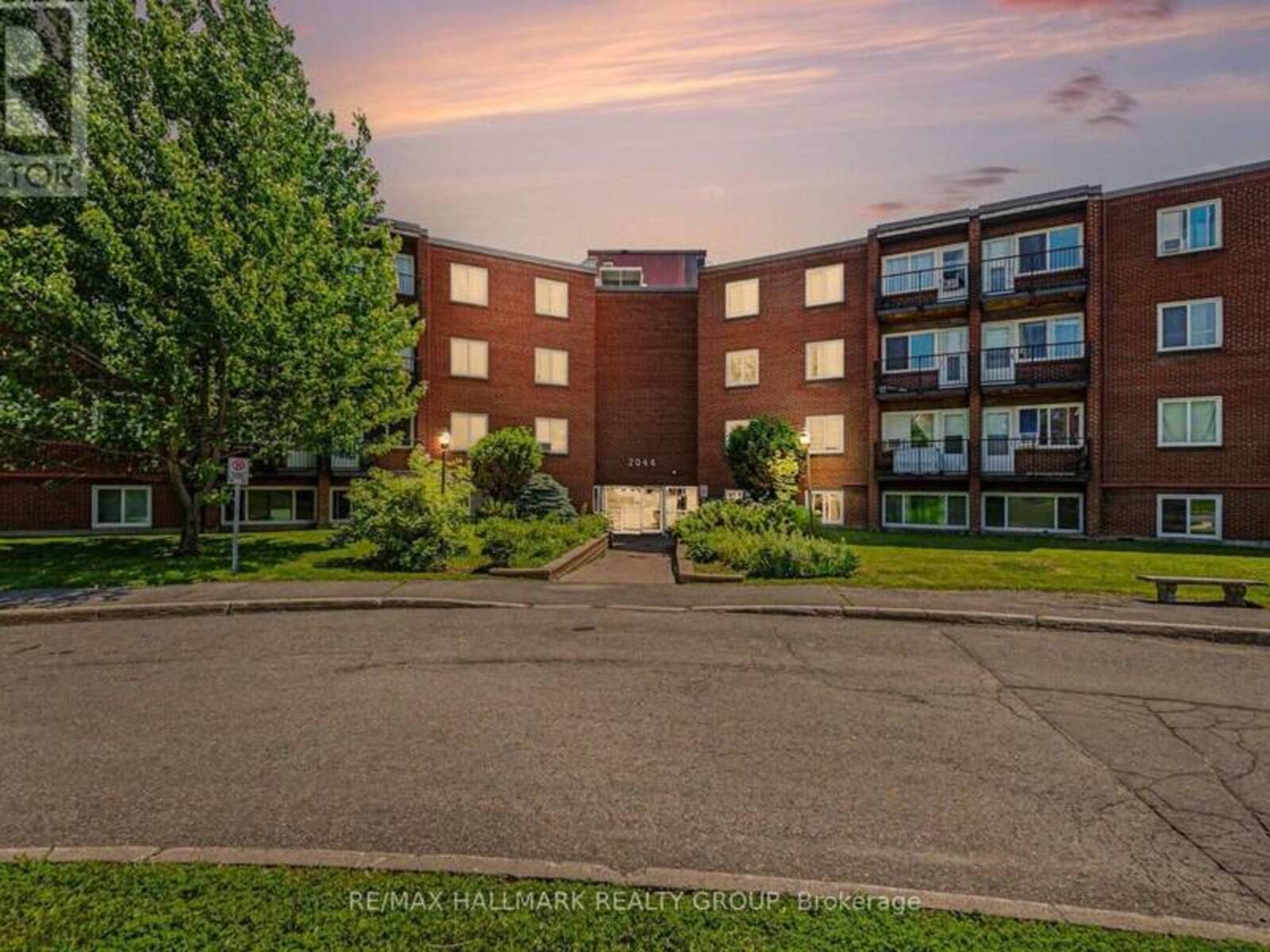 306A - 2044 ARROWSMITH DRIVE, Ottawa, Ontario K1J 7V8