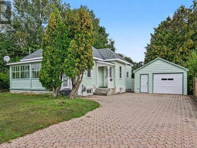 617 ROY STREET W Pembroke Ontario, K8A 6R9 - 2 Bedrooms Home For Sale