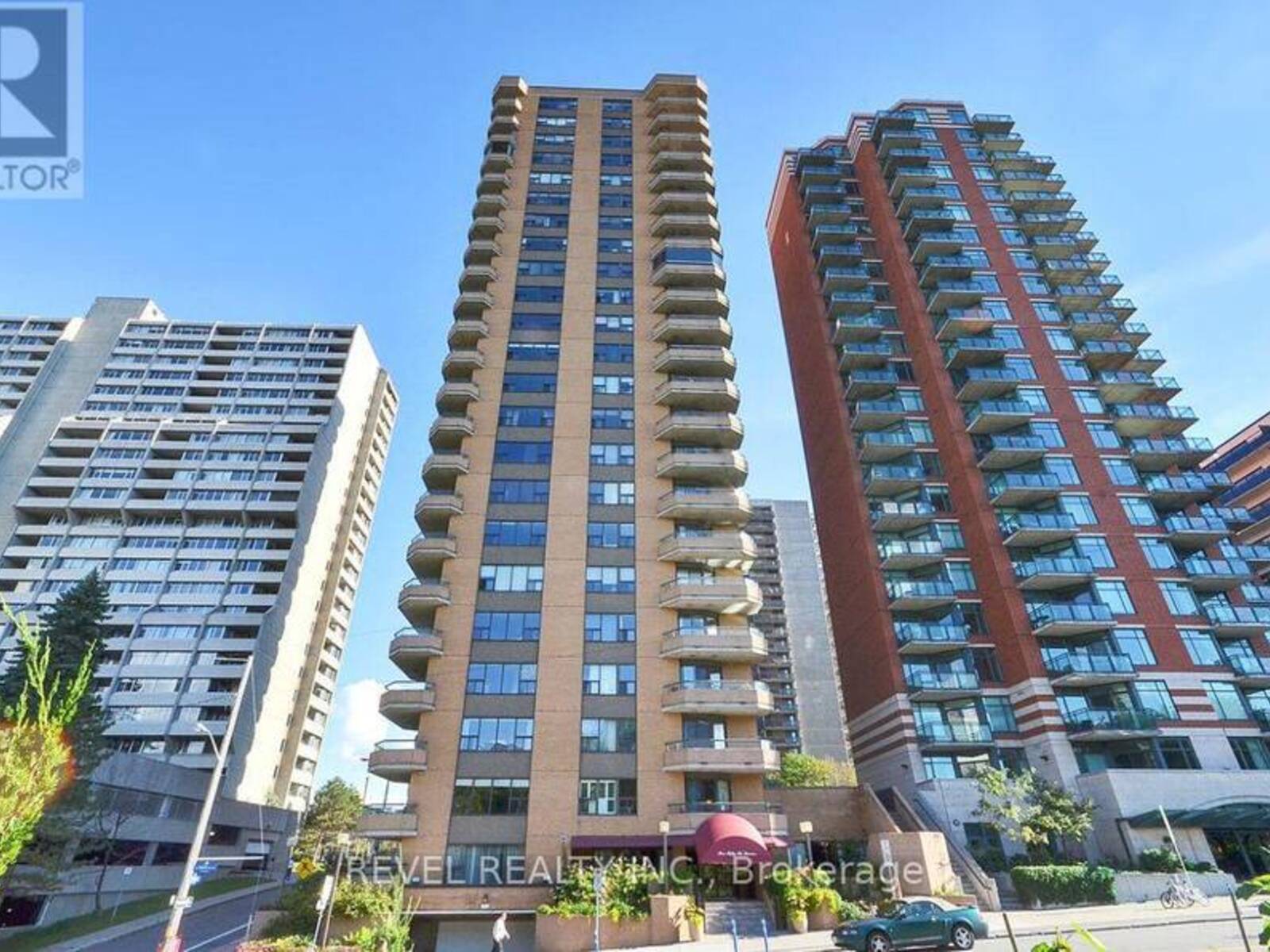 2003 - 556 LAURIER AVENUE W, Ottawa, Ontario K1R 7X2
