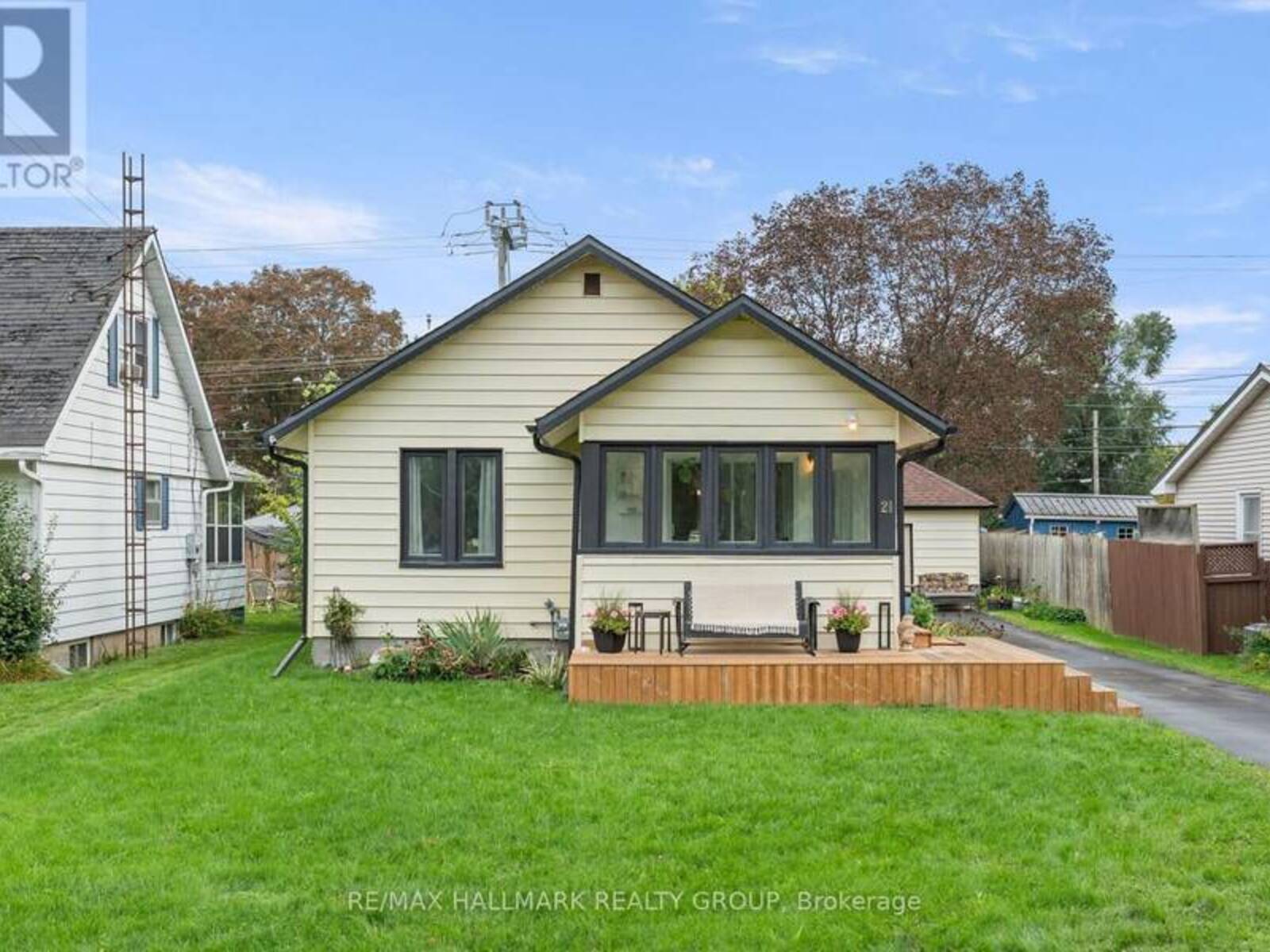 21 SEVENOAKS AVENUE, Brockville, Ontario K6V 2V1