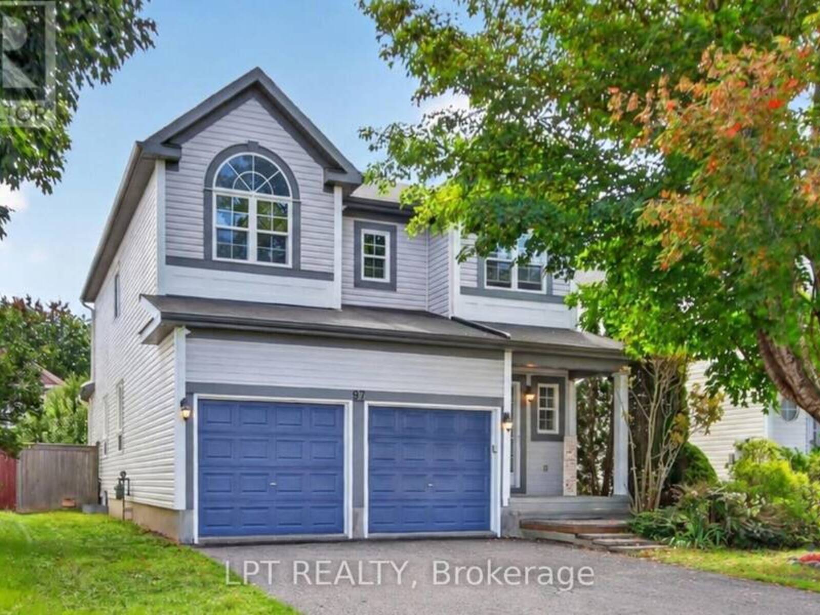 97 BLACK BEAR WAY, Ottawa, Ontario K2S 2G6