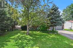204 GRACE AVENUE | Russell Ontario | Slide Image Three