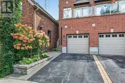 190 HAWTHORNE AVENUE | Ottawa Ontario | Slide Image Two
