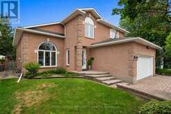 3 NAKOTA WAY | Ottawa Ontario | Slide Image Two