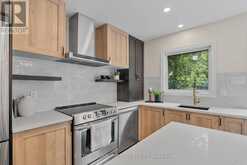 6651 TOONEY DRIVE | Ottawa Ontario | Slide Image Thirteen