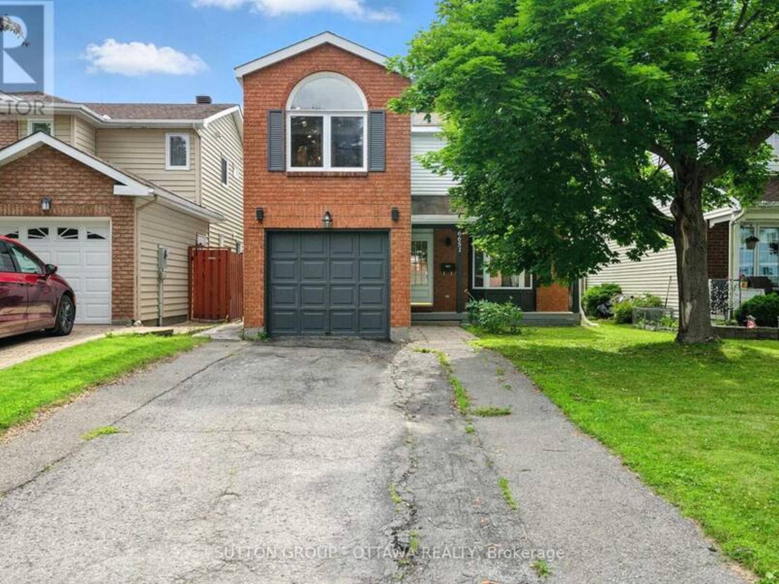 6651 TOONEY DRIVE, Ottawa, Ontario K1C 6P7