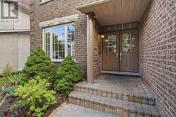 32 GLENRILL PLACE | Ottawa Ontario | Slide Image Two
