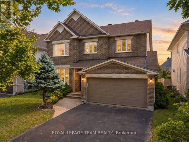 32 GLENRILL PLACE Ottawa Ontario, K2M 2T5 - 4 Bedrooms Home For Sale
