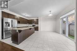 605 SILVER SPRUCE WAY | Ottawa Ontario | Slide Image Eleven