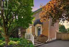 12 LENORE PLACE | Ottawa Ontario | Slide Image One
