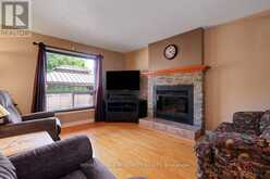 390 OAKLAWN CRESCENT | Ottawa Ontario | Slide Image Six