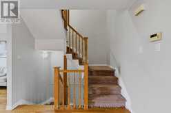 2632 PALINGS PRIVATE | Ottawa Ontario | Slide Image Twelve