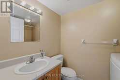 2632 PALINGS PRIVATE | Ottawa Ontario | Slide Image Nine