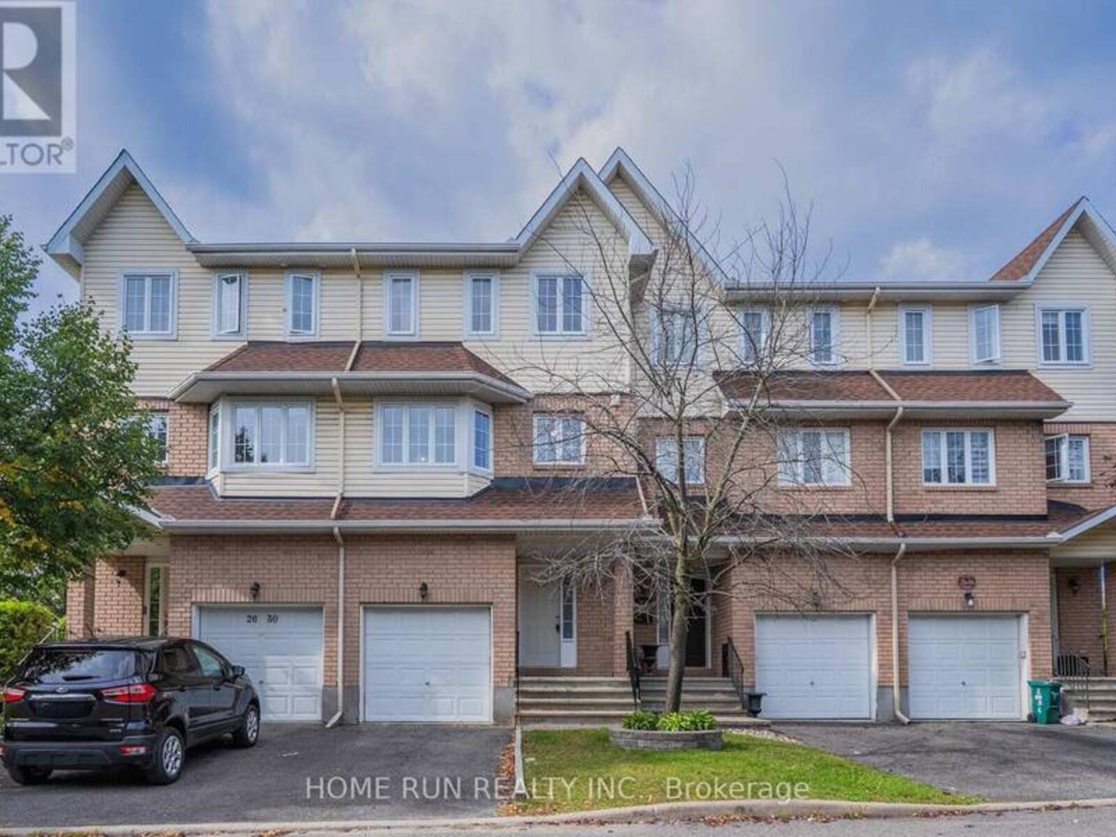 2632 PALINGS PRIVATE, Ottawa, Ontario K1T 4A4