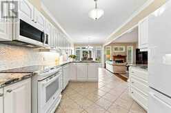 121 BARTLETT PRIVATE | Ottawa Ontario | Slide Image Nineteen