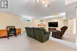 121 BARTLETT PRIVATE | Ottawa Ontario | Slide Image Thirty