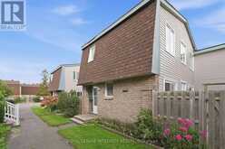 30 - 2057 JASMINE CRESCENT | Ottawa Ontario | Slide Image Three