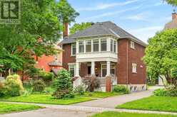 318 CLEMOW AVENUE | Ottawa Ontario | Slide Image One